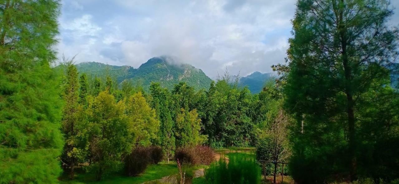 The Birder'S Lodge Khao Yai Pakchong Bagian luar foto